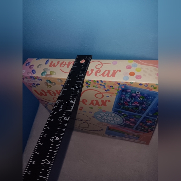 NWOT 2022 Gener8 LLC Word Wear 2300 Pc Beads Jewelry Making Kit - Picture 6 of 7